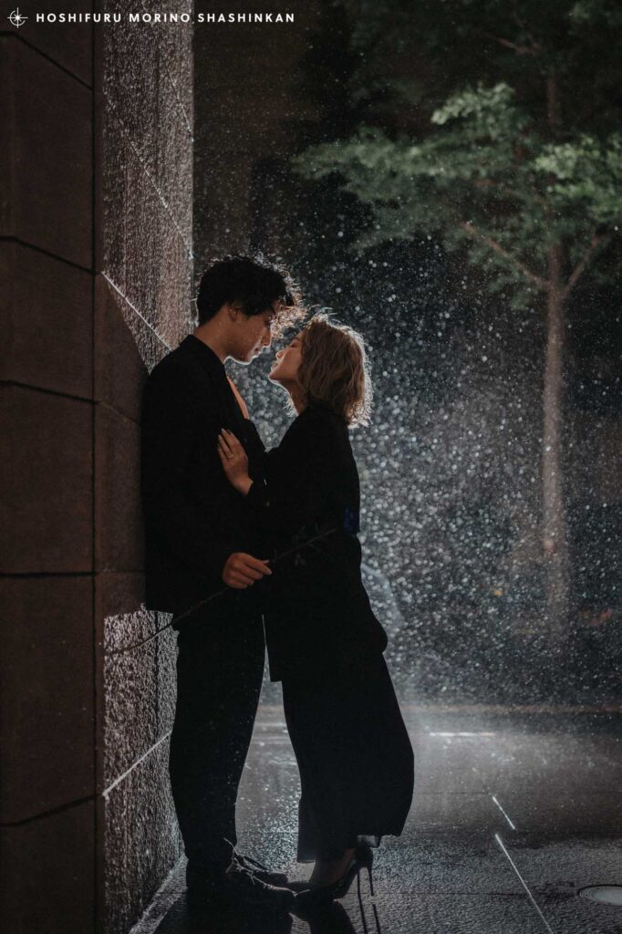 丸の内で雨の中撮影した結婚式前撮り写真