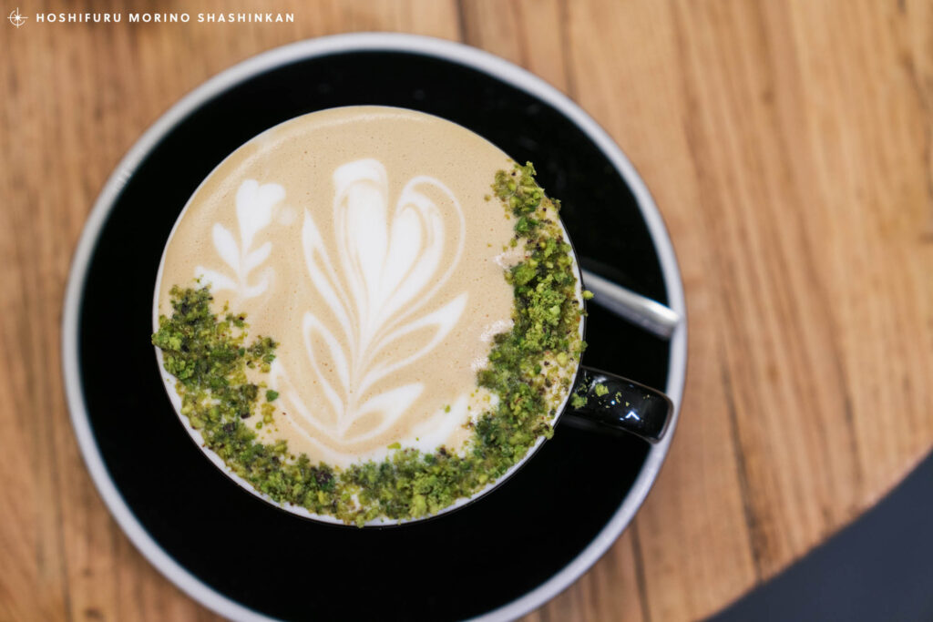 アーティスト写真撮影のスペインツアーで出逢ったピスタチオコーヒー