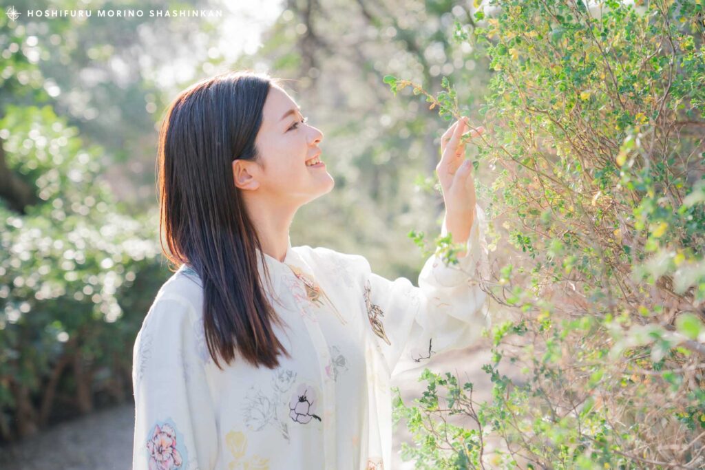 沖永良部島出身のアーティスト大山百合香さんのプロフィール写真撮影