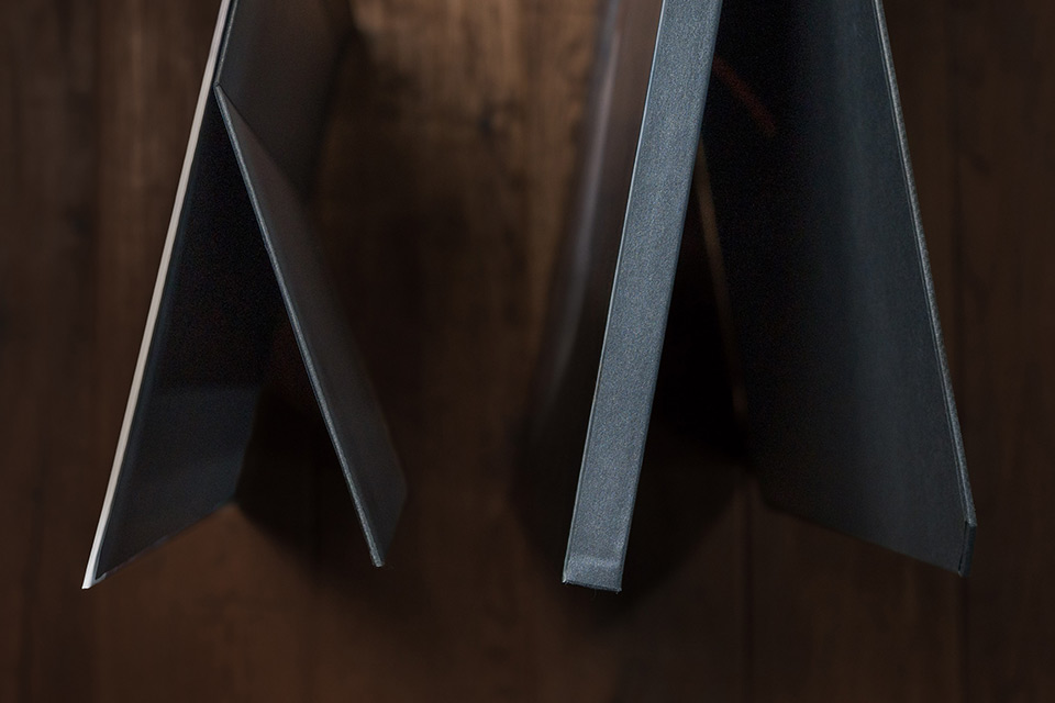 パネルの厚さ比較